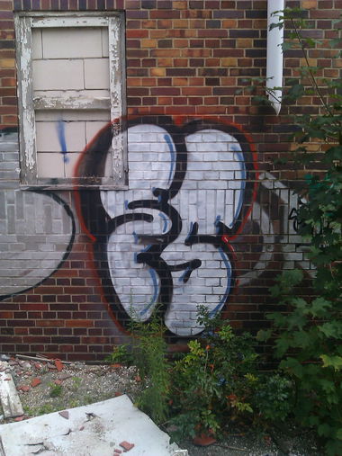 Graffiti Bombing - Photo by DerKoeter - magdeburg