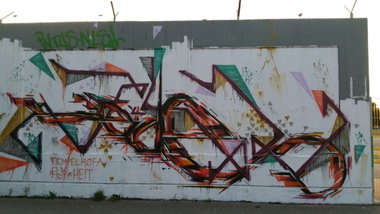 Graffiti Wall - Photo by DerKoeter - berlin, tempelhof