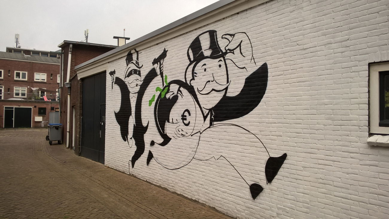 Graffiti Wall - Photo by DerKoeter