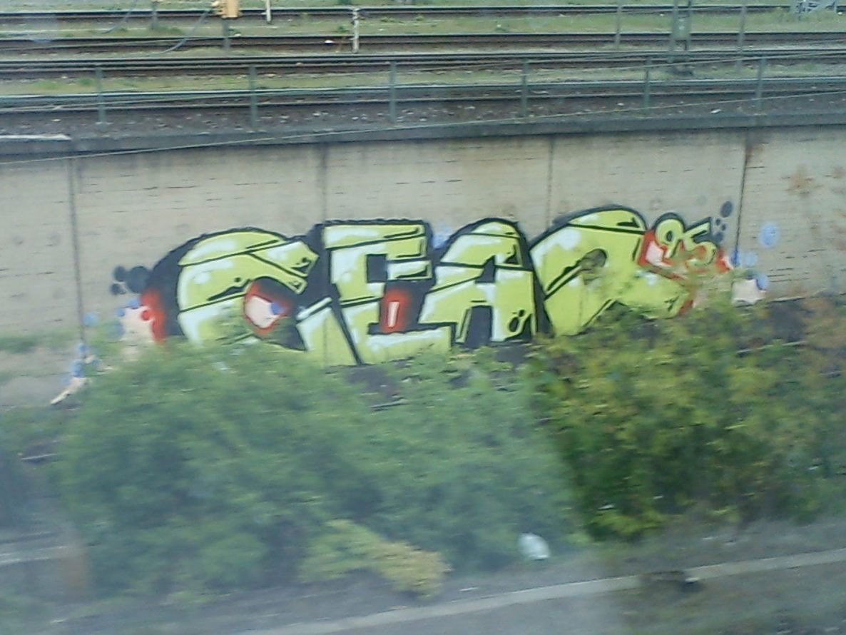 Graffiti Wall - Photo by DerKoeter - gear, 95, braunschweig