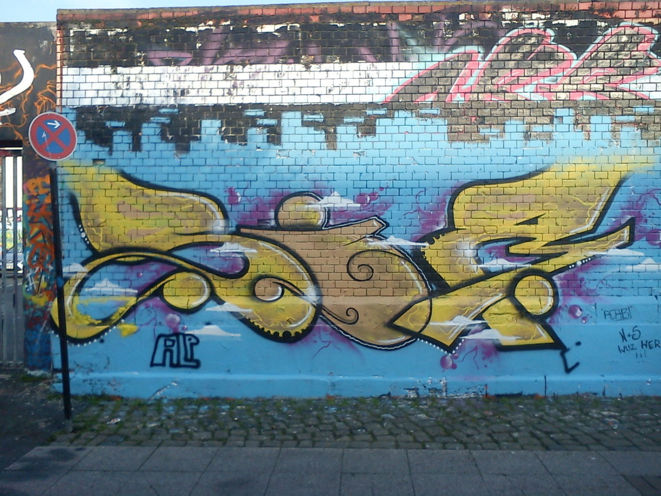 Graffiti Wall - Photo by DerKoeter - braunschweig, legal (2014)