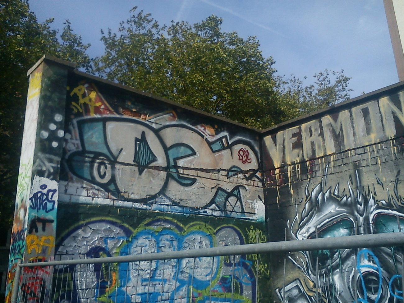 Graffiti Wall - Photo by DerKoeter - dq, doqs, crew