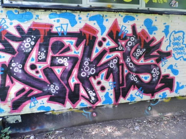 Graffiti Wall - Photo by DerKoeter - hund, ciks, ckis (2014)
