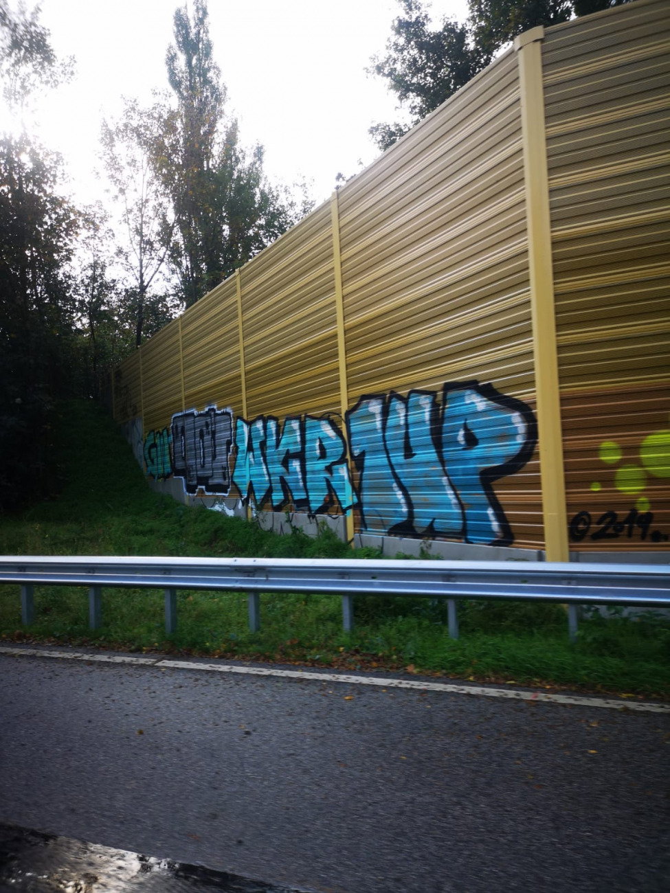 Graffiti Wall - Photo by DerKoeter