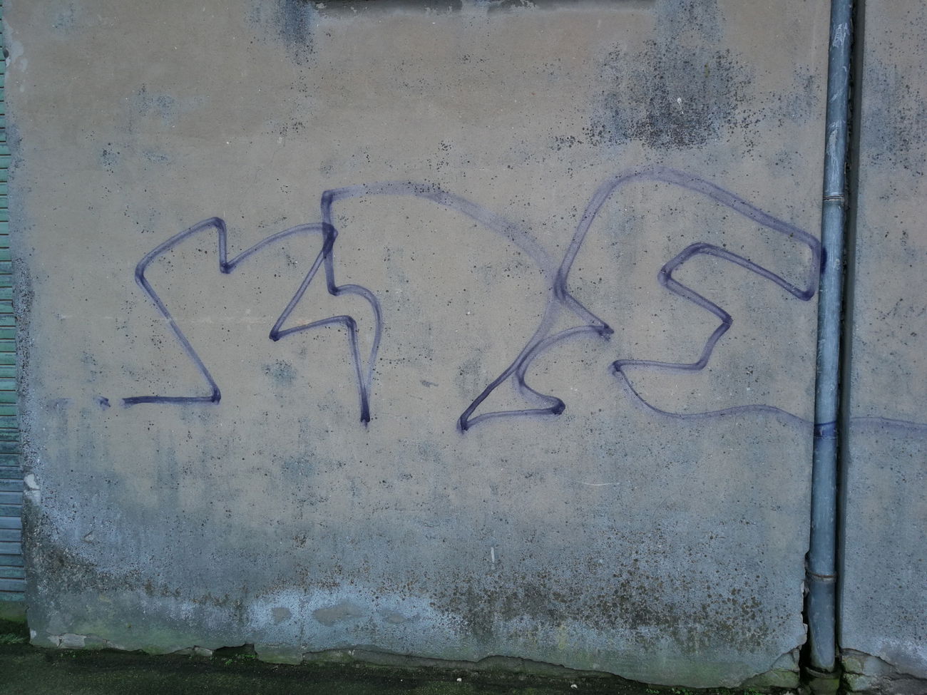 Graffiti Wall - Photo by DerKoeter