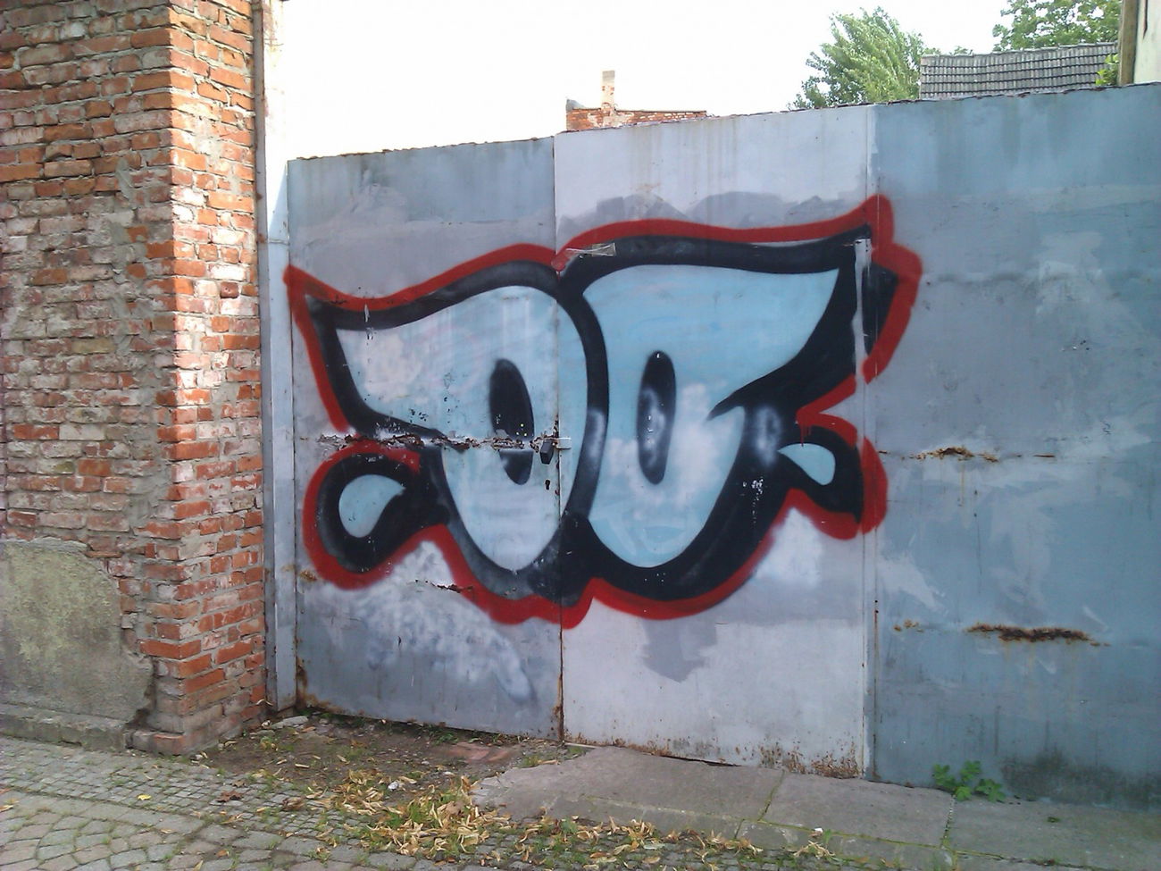 Graffiti Bombing - Photo by DerKoeter - oo, ohoh, crew