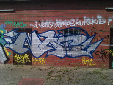 Graffiti Bombing - Photo by DerKoeter - magdeburg