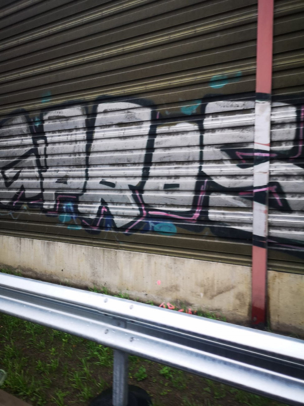 Graffiti Wall - Photo by DerKoeter