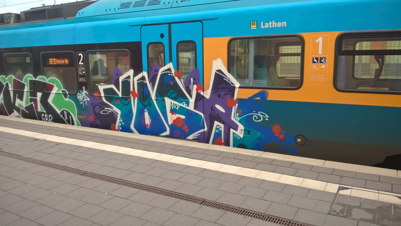 Graffiti Wall - Photo by DerKoeter