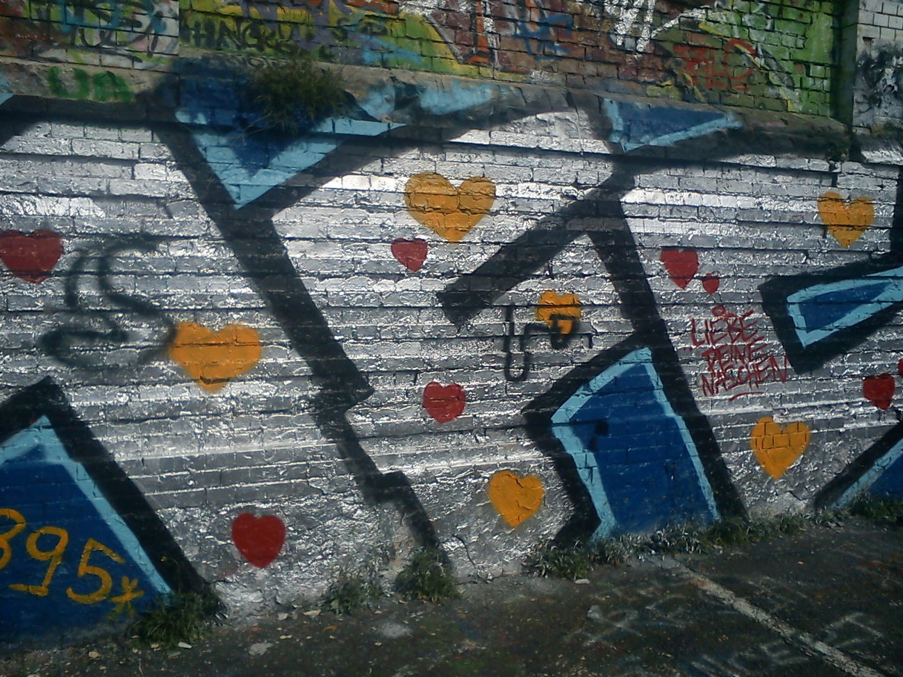 Graffiti Wall - Photo by DerKoeter - fc, magdeburg, ultras