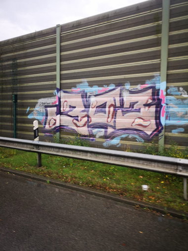 Graffiti Wall - Photo by DerKoeter