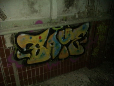 Graffiti Wall - Photo by DerKoeter - bays, magdeburg