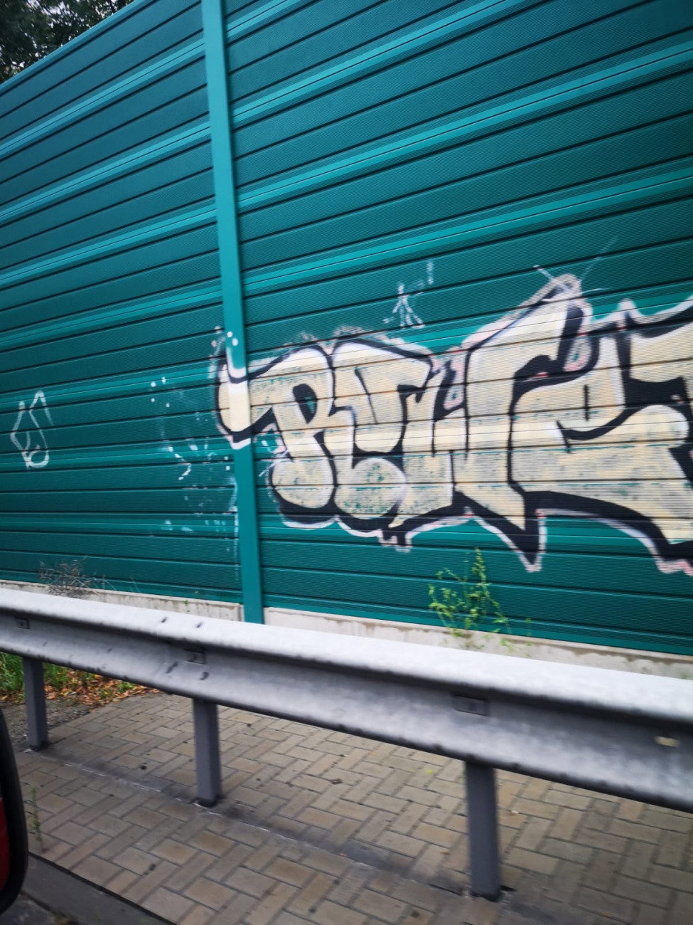 Graffiti Wall - Photo by DerKoeter