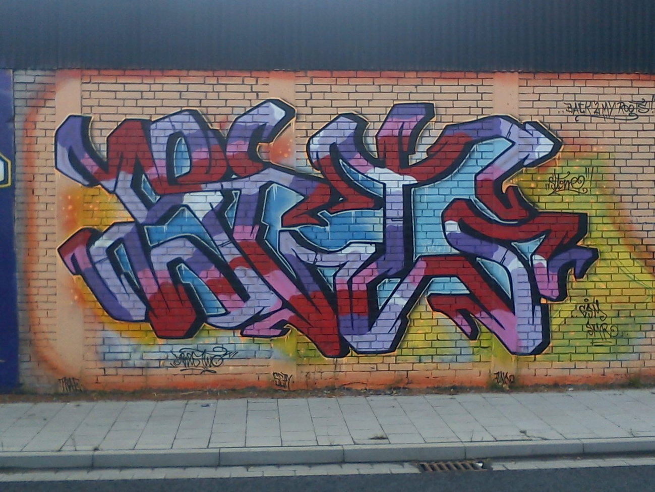 Graffiti Wall - Photo by DerKoeter - braunschweig