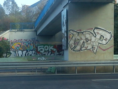 Graffiti Wall - Photo by DerKoeter - skui, sok, nbk