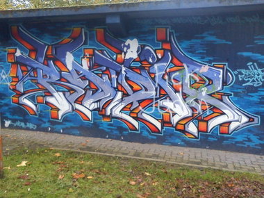 Graffiti Photo by DerKoeter - radio, wolfenbüttel