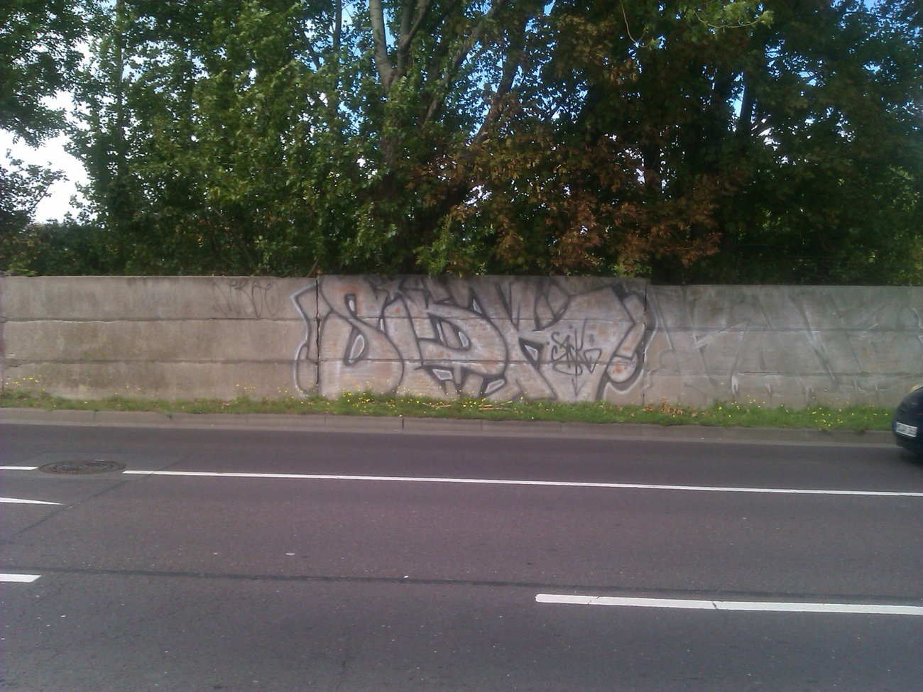 Graffiti Photo by DerKoeter - magdeburg, sick