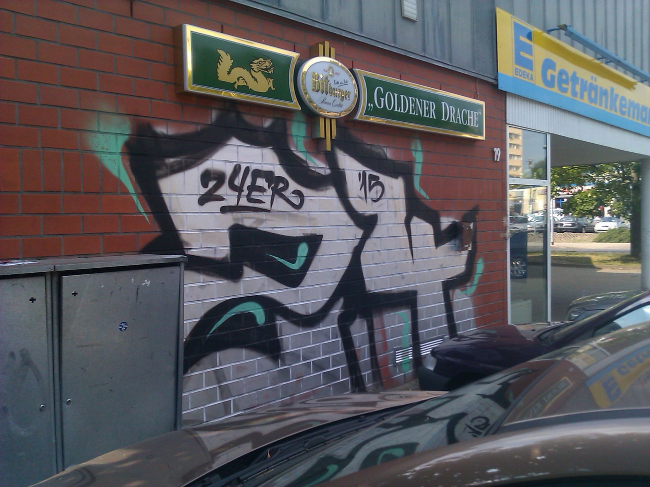 Graffiti Bombing - Photo by DerKoeter - 24, 24er, crew (2015)