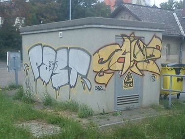 Graffiti Bombing - Photo by DerKoeter - oo, ohoh, crew