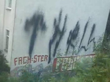 Graffiti Wall - Photo by DerKoeter - berlin, fach, ster
