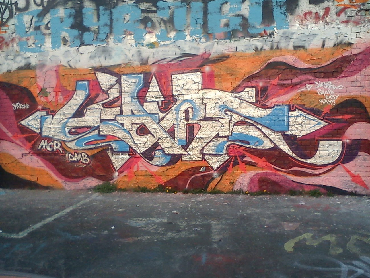 Graffiti Wall - Photo by DerKoeter - sare, mcr, dmb