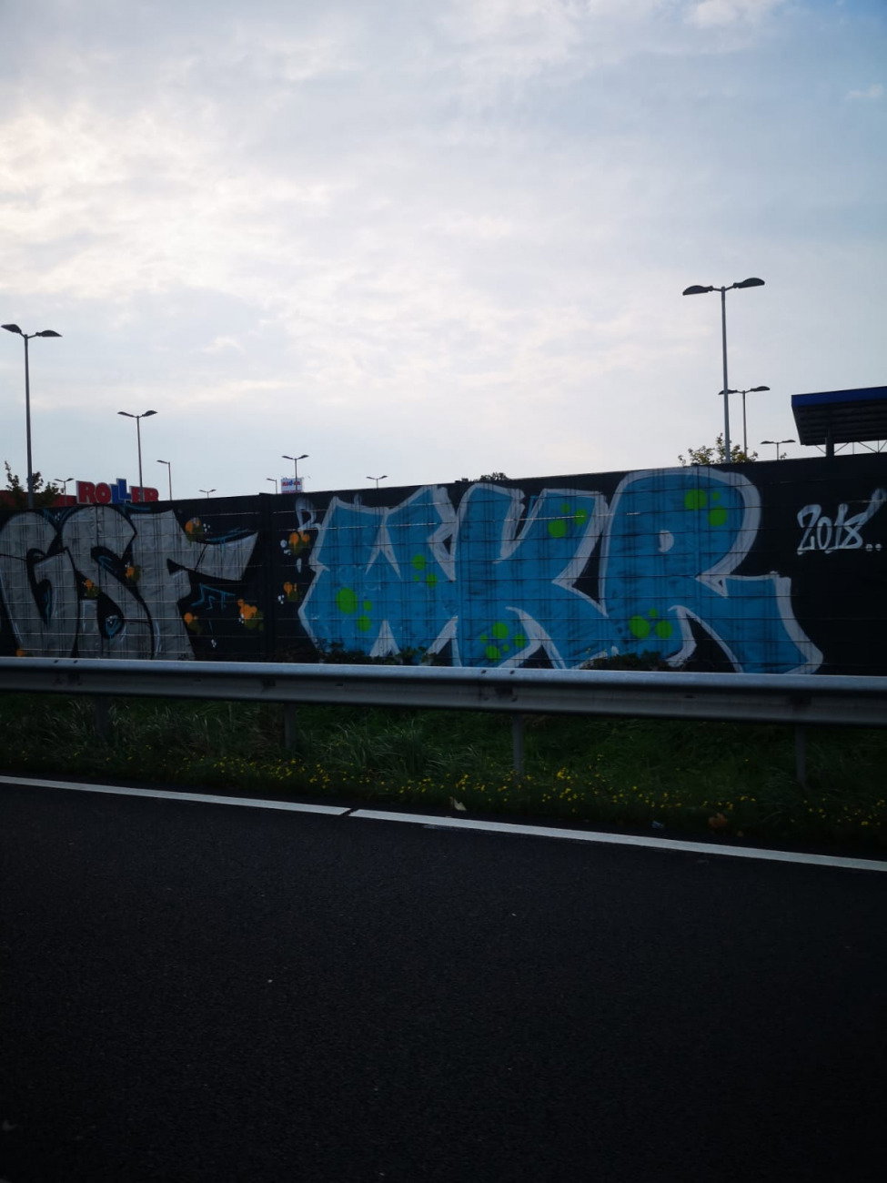 Graffiti Wall - Photo by DerKoeter