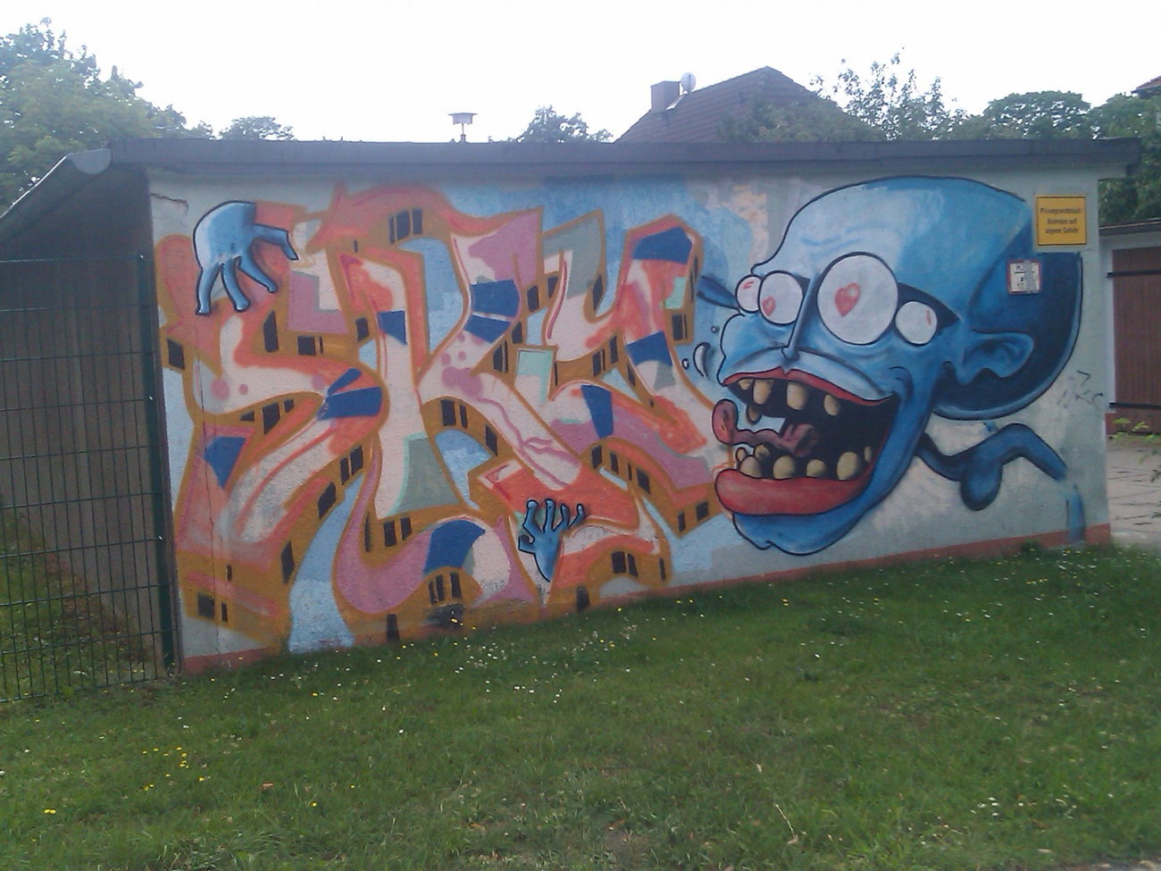 Graffiti Wall - Photo by DerKoeter - sky, magdeburg