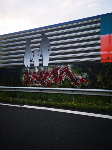 Graffiti Wall - Photo by DerKoeter