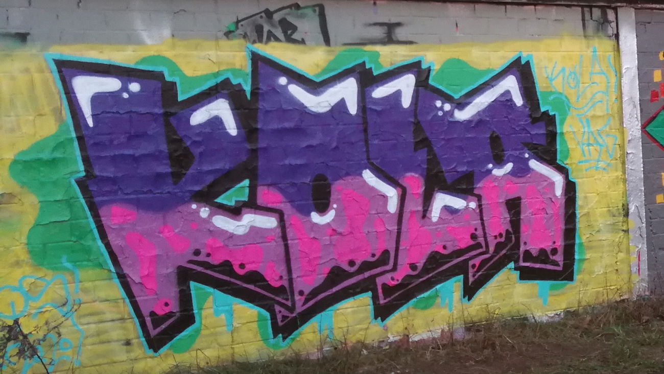 Graffiti Wall - Photo by DerKoeter