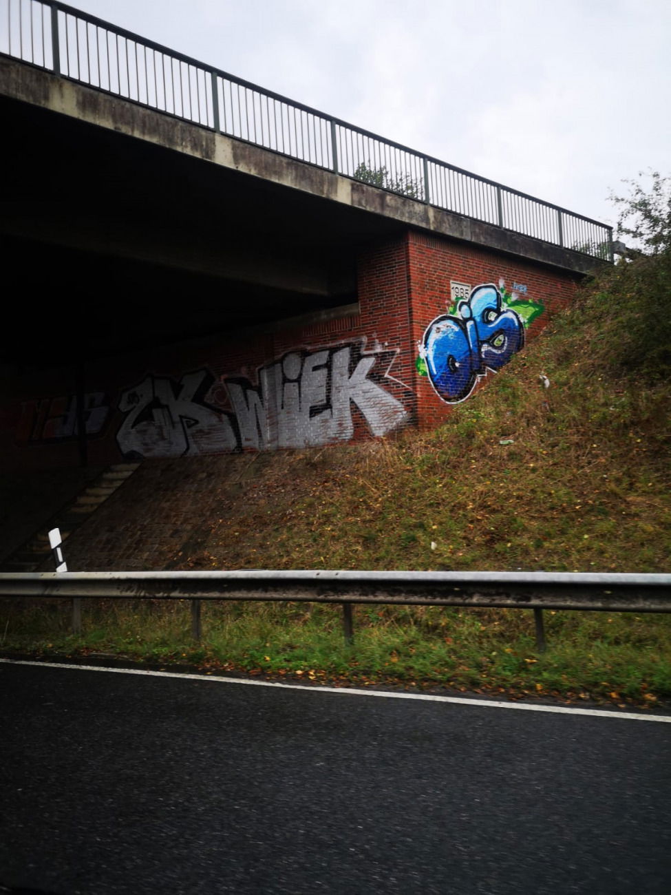 Graffiti Wall - Photo by DerKoeter