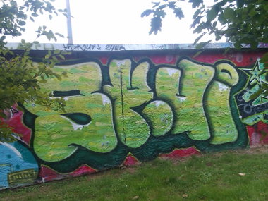 Graffiti Wall - Photo by DerKoeter - skui, magdeburg