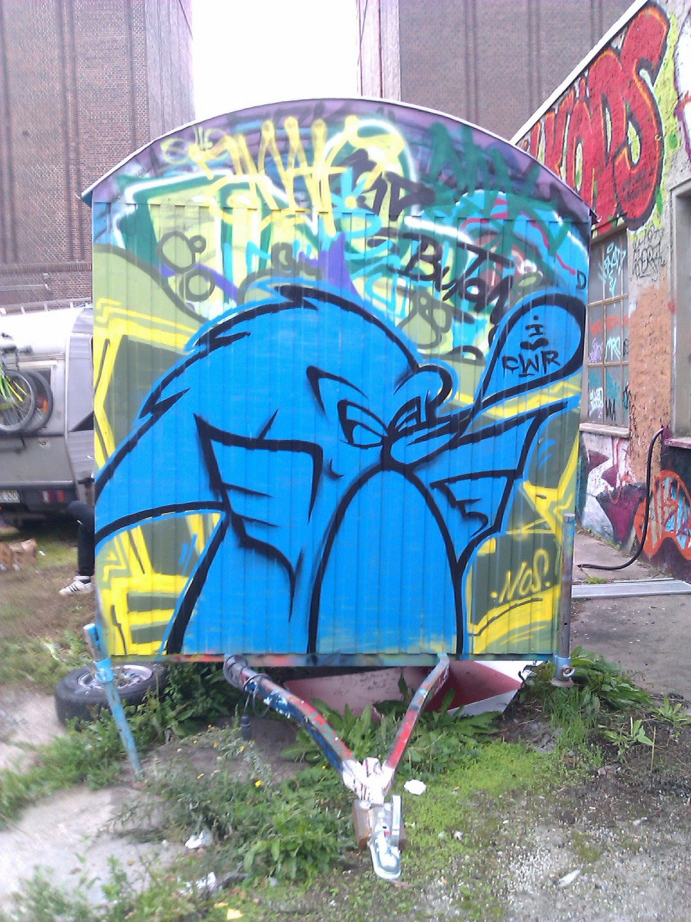 Graffiti Wall - Photo by DerKoeter - cwr, vogel, bird (2015)