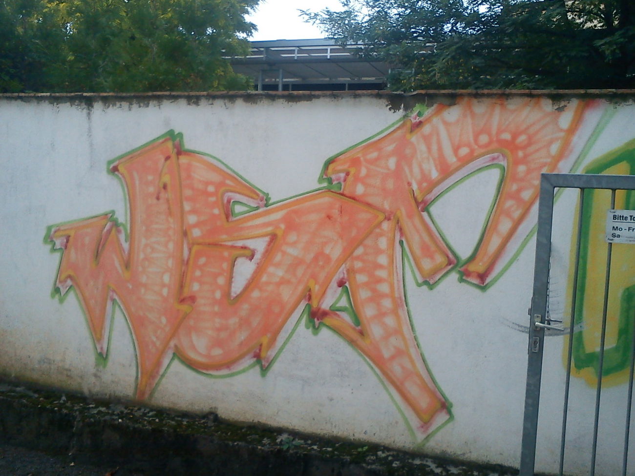 Graffiti Bombing - Photo by DerKoeter - wsf, crew, magdeburg