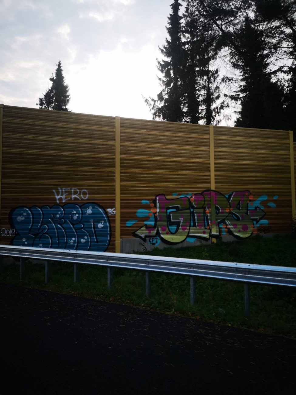 Graffiti Wall - Photo by DerKoeter