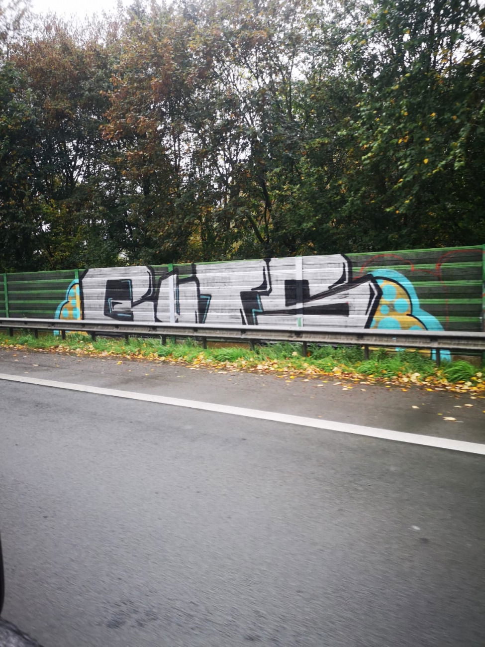 Graffiti Wall - Photo by DerKoeter