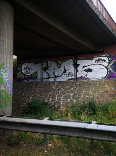 Graffiti Wall - Photo by DerKoeter