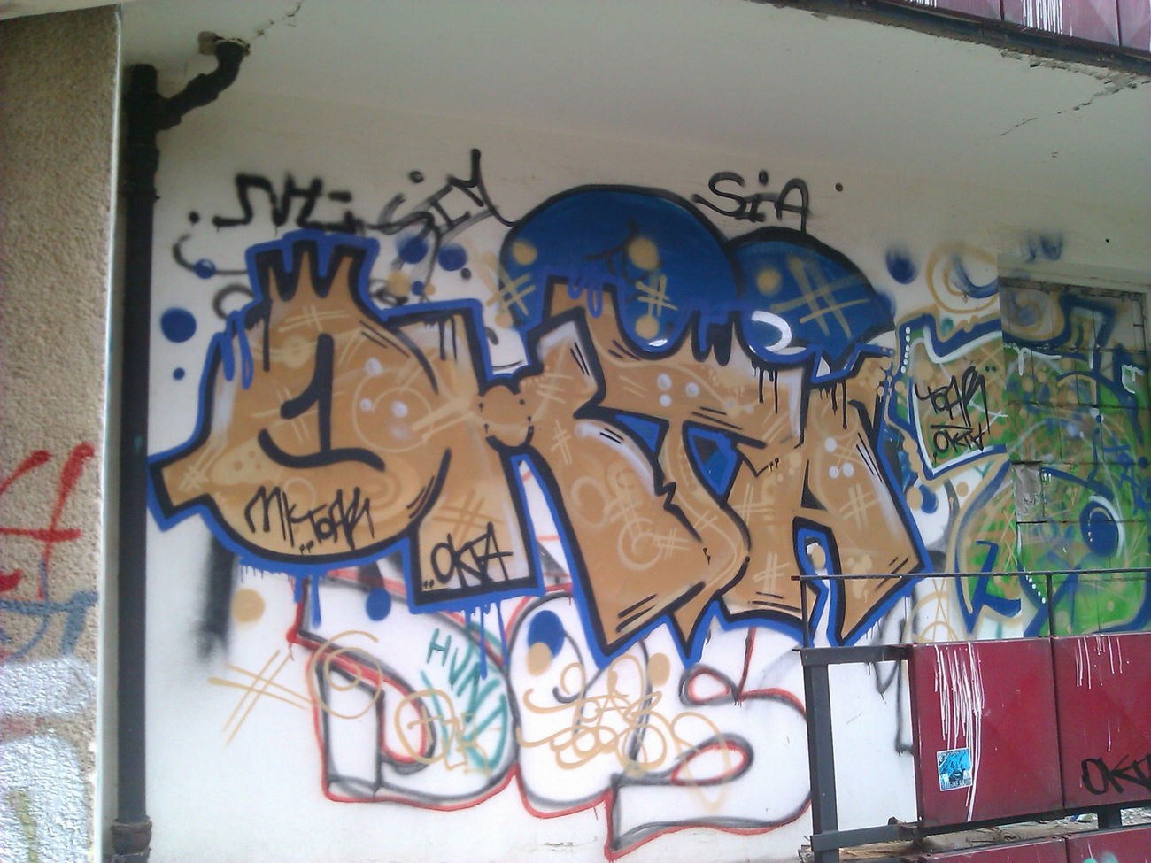 Graffiti Bombing - Photo by DerKoeter - okta, magdeburg