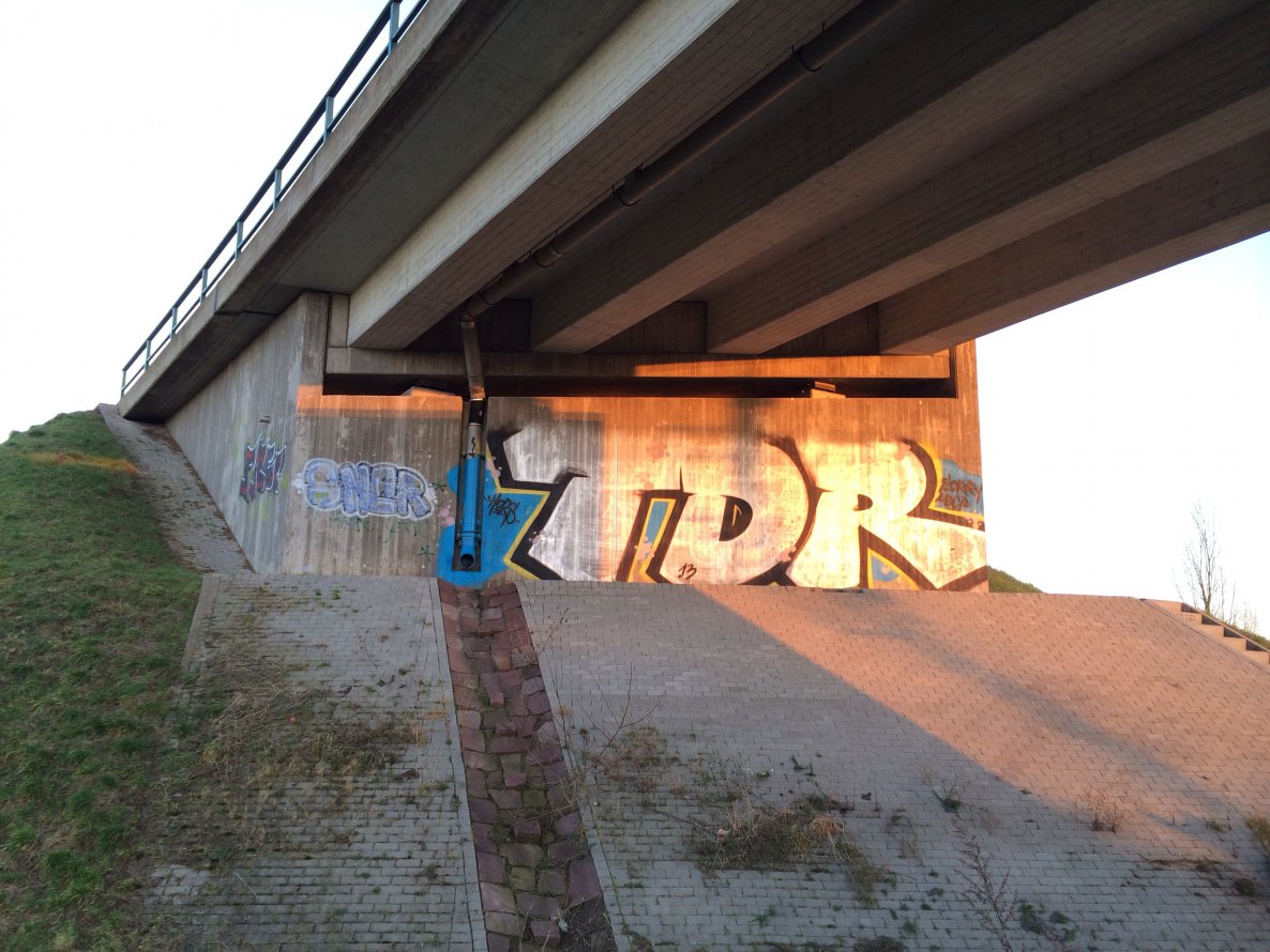 Graffiti Bombing - Photo by DerUrzornige