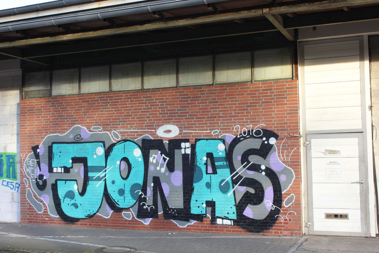 Graffiti Wall - Photo by DerletzteUwe - jonas, pinneberg