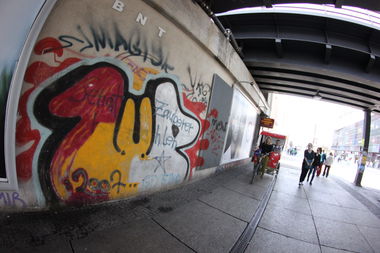 Graffiti Wall - Photo by DerletzteUwe - 1UP, Berlin, oldie