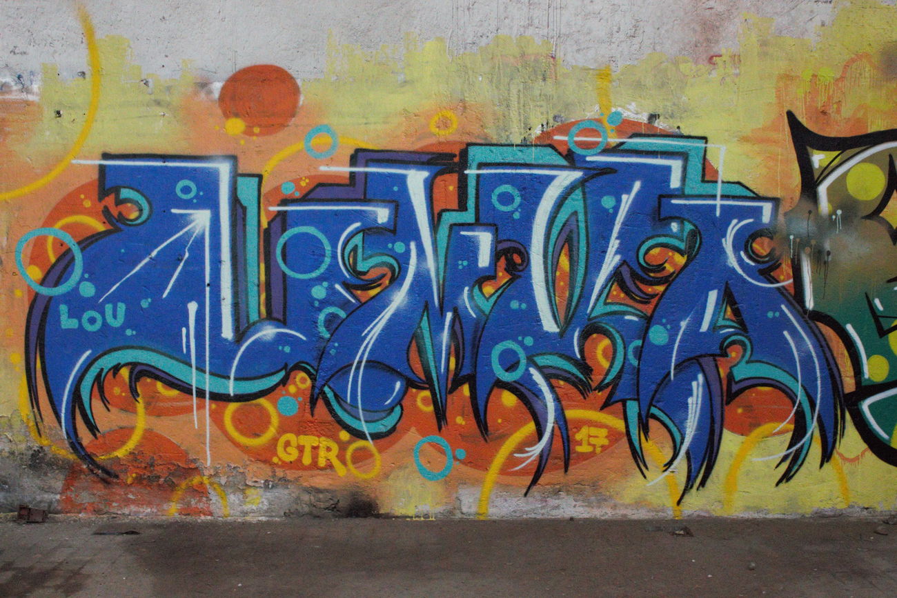 Graffiti Wall - Photo by DerletzteUwe - umka, lou, gtr