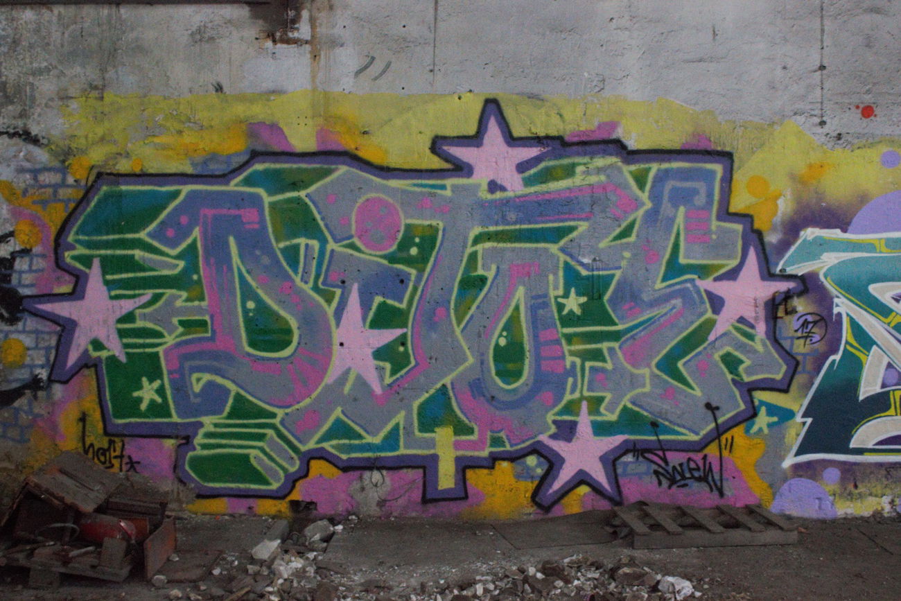 Graffiti Wall - Photo by DerletzteUwe - detoe, diteo, snew