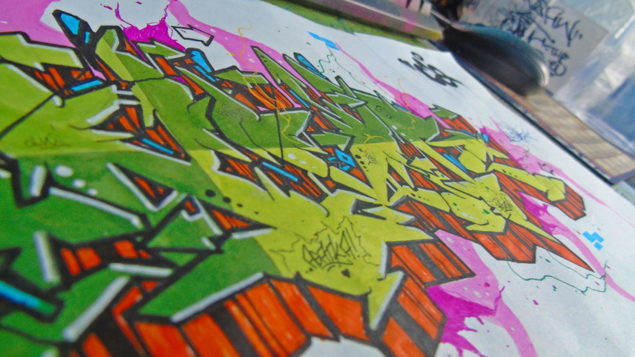 Graffiti Sketch - Photo by Desaw1 - style, niceshot, details (2015)