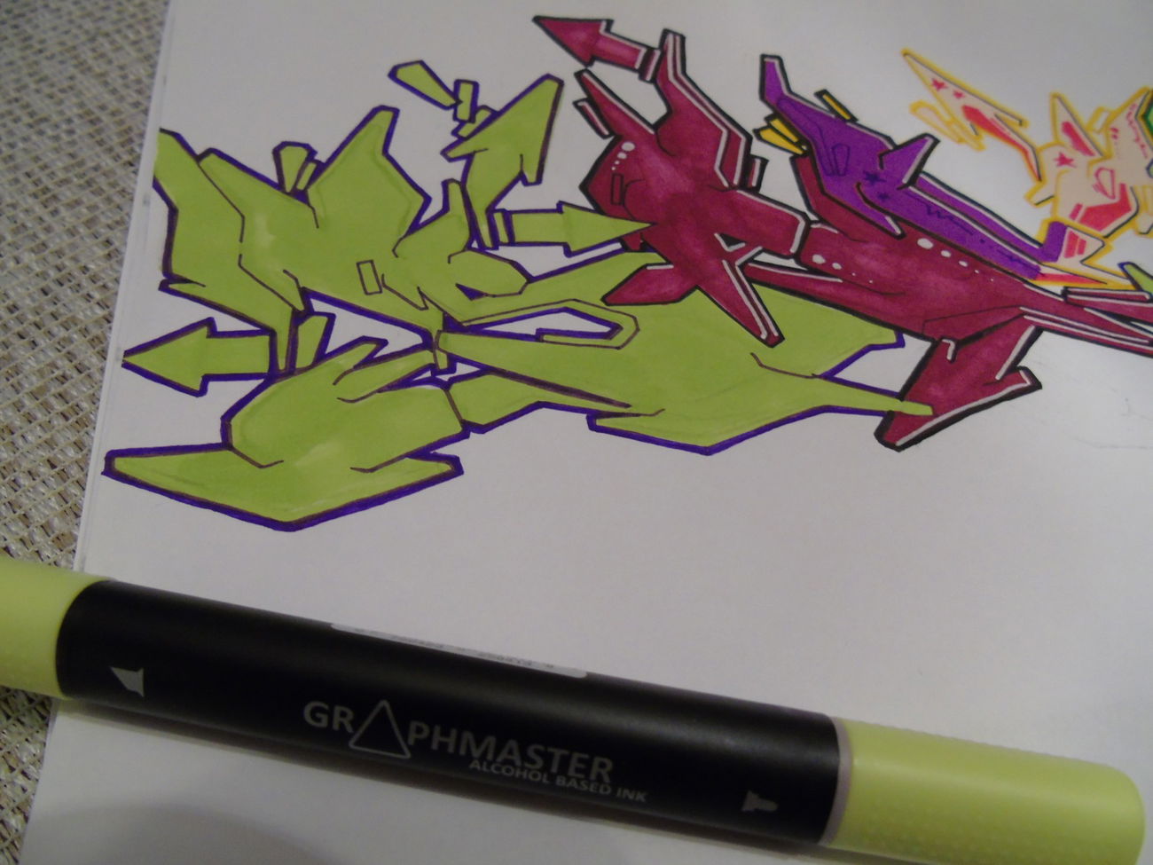 Graffiti Sketch - Photo by Desaw1 - saver (2015)