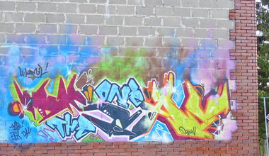 Graffiti Wall - Photo by Desaw1 - resztki, colors (2014)