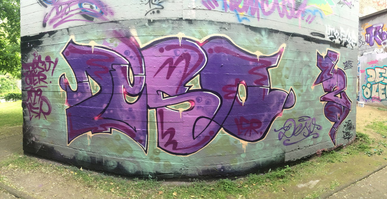 Graffiti Wall - Photo by Deso129