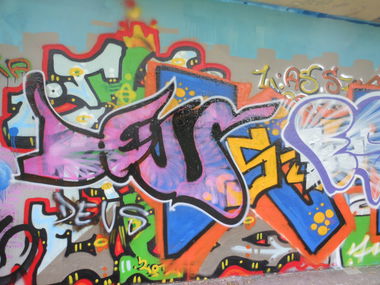 Graffiti Wall - Photo by Deussous (2014)