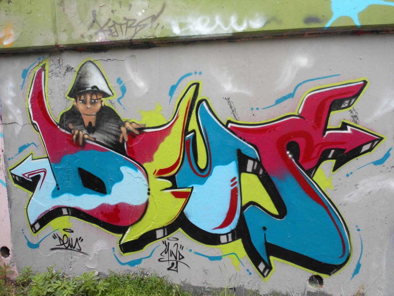 Graffiti Wall - Photo by Deussous