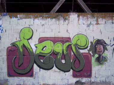 Graffiti Wall - Photo by Deussous