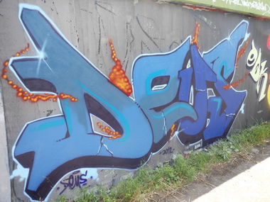 Graffiti Wall - Photo by Deussous - deus, one (2014)